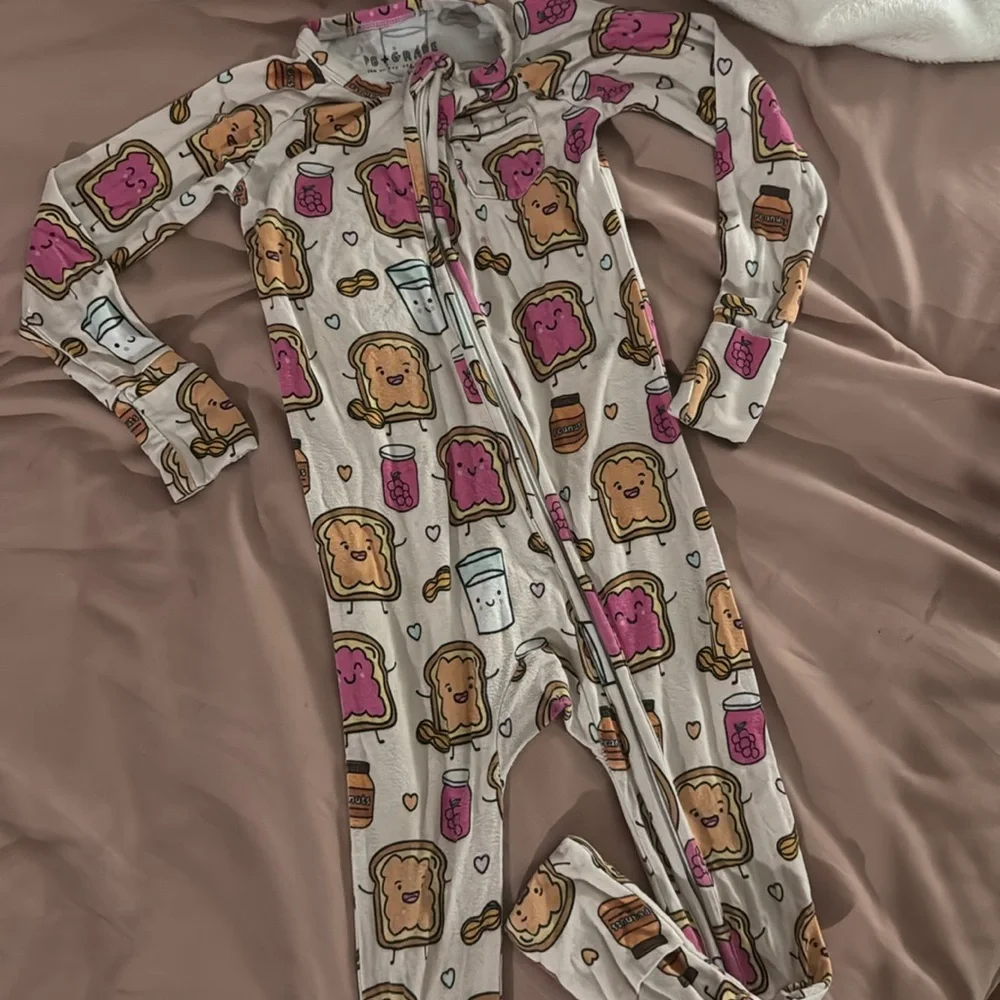 PB+GRAPE| ‘Peanut Butter Jelly’ Bamboo Footie Pajamas